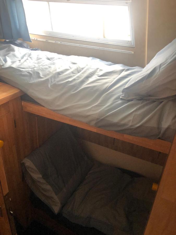 Bateau  Tsilaosa Au Coeur De Namur Hotel Kültér fotó